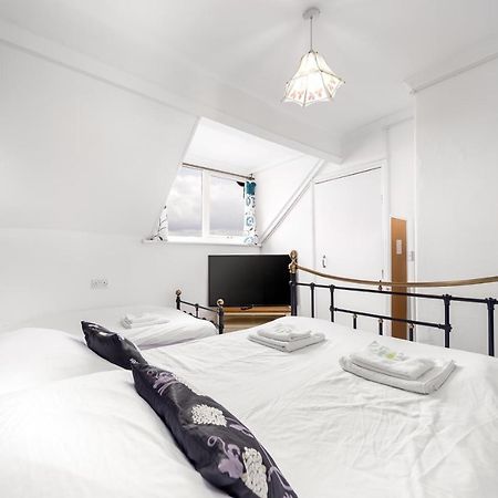 Blencathra Hotel Уитби Екстериор снимка