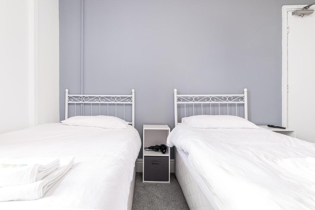 Blencathra Hotel Уитби Екстериор снимка